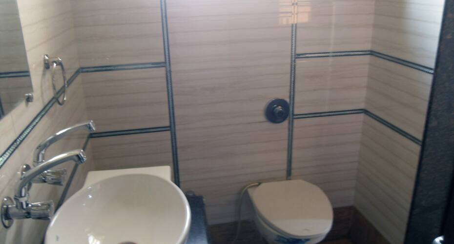 Hotel M. G., Raipur 4
